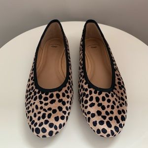 Gap tan/ black animal print ballet flats